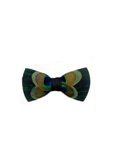 Load image into Gallery viewer, Aberdeen Bow Tie
