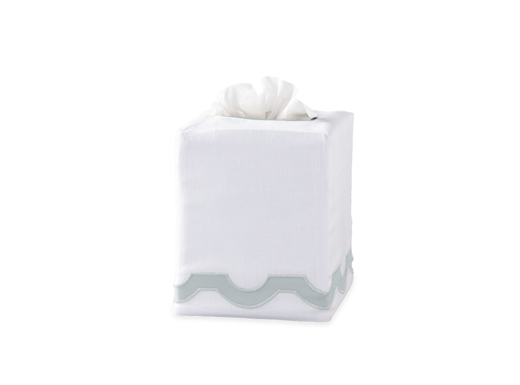 Mirasol Tissue Box Cover, Pool