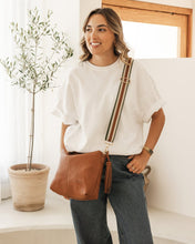 Load image into Gallery viewer, Daisy Stripe Crossbody Bag, Tan
