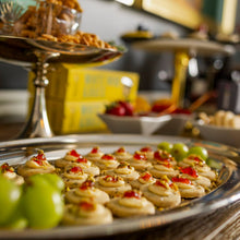 Load image into Gallery viewer, White Wine &amp; Basil Appetizer Kit
