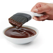 Load image into Gallery viewer, Zyliss Silicone Basting Brush
