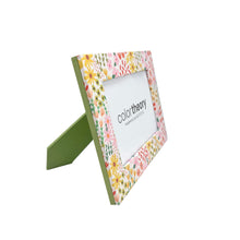 Load image into Gallery viewer, Double Sided Botanical and Meadow 4x6 Frame
