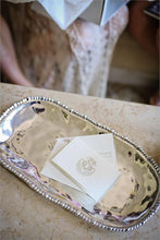 Load image into Gallery viewer, ORGANIC PEARL Nova Small Oval Platter
