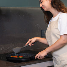 Load image into Gallery viewer, Zyliss Ultimate Ceramic Grill Pan, 10.2"
