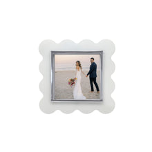Load image into Gallery viewer, Mod White Acrylic Scallop 4x4 Frame
