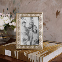 Load image into Gallery viewer, SIERRA MODERN Tiffany 4 x 6 Frame, Gold
