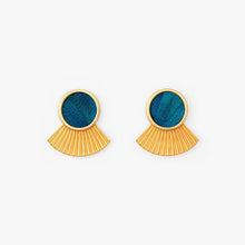 Load image into Gallery viewer, August Cay Stud Earring
