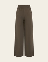Load image into Gallery viewer, Bamboo CloudKnit Women&#39;s Straight Leg Sweat Pants
