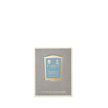 Load image into Gallery viewer, Hyacinth &amp; Bluebell Scented Candle, 175g
