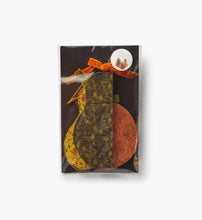 Load image into Gallery viewer, Harvest Honeycomb Gourd Decor, Set of 3
