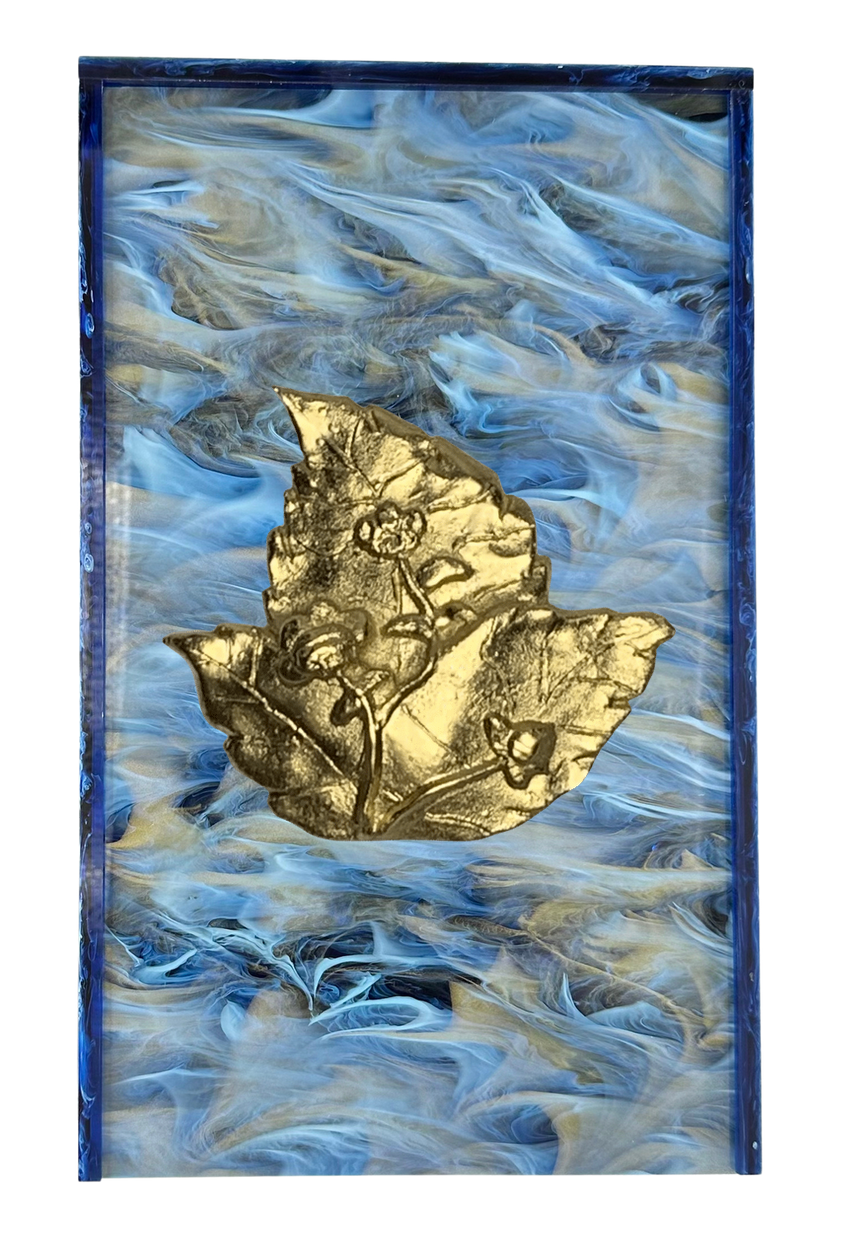 Tobacco Leaf Guest Towel Holder, Blue