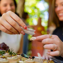 Load image into Gallery viewer, Red Wine &amp; Rosemary Appetizer Kit
