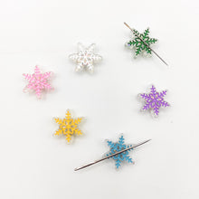 Load image into Gallery viewer, Snowflake Needle Minder, White
