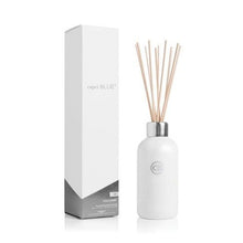 Load image into Gallery viewer, Volcano White Signature Diffuser
