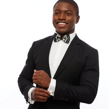 Load image into Gallery viewer, Dorn Bow Tie
