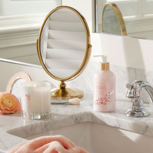 Load image into Gallery viewer, Goldleaf Gardenia Hand Wash
