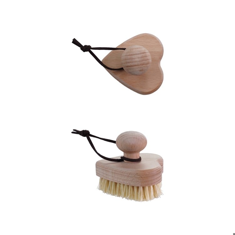 Beech Wood & Sisal Heart Brush