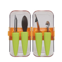 Load image into Gallery viewer, Stainless Steel Veggie/Fruit Peeler Set
