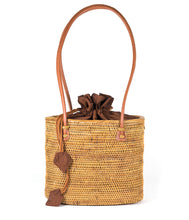 Load image into Gallery viewer, Charlotte Medium - Pink Layer with Nautical Raffia Flower

