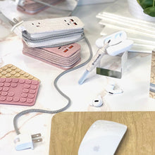 Load image into Gallery viewer, Power Trip Outlet + Usb Travel Charging Station, Natural

