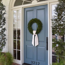 Load image into Gallery viewer, Round Boxwood Wreath, 24"
