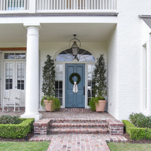 Load image into Gallery viewer, Round Boxwood Wreath, 24"

