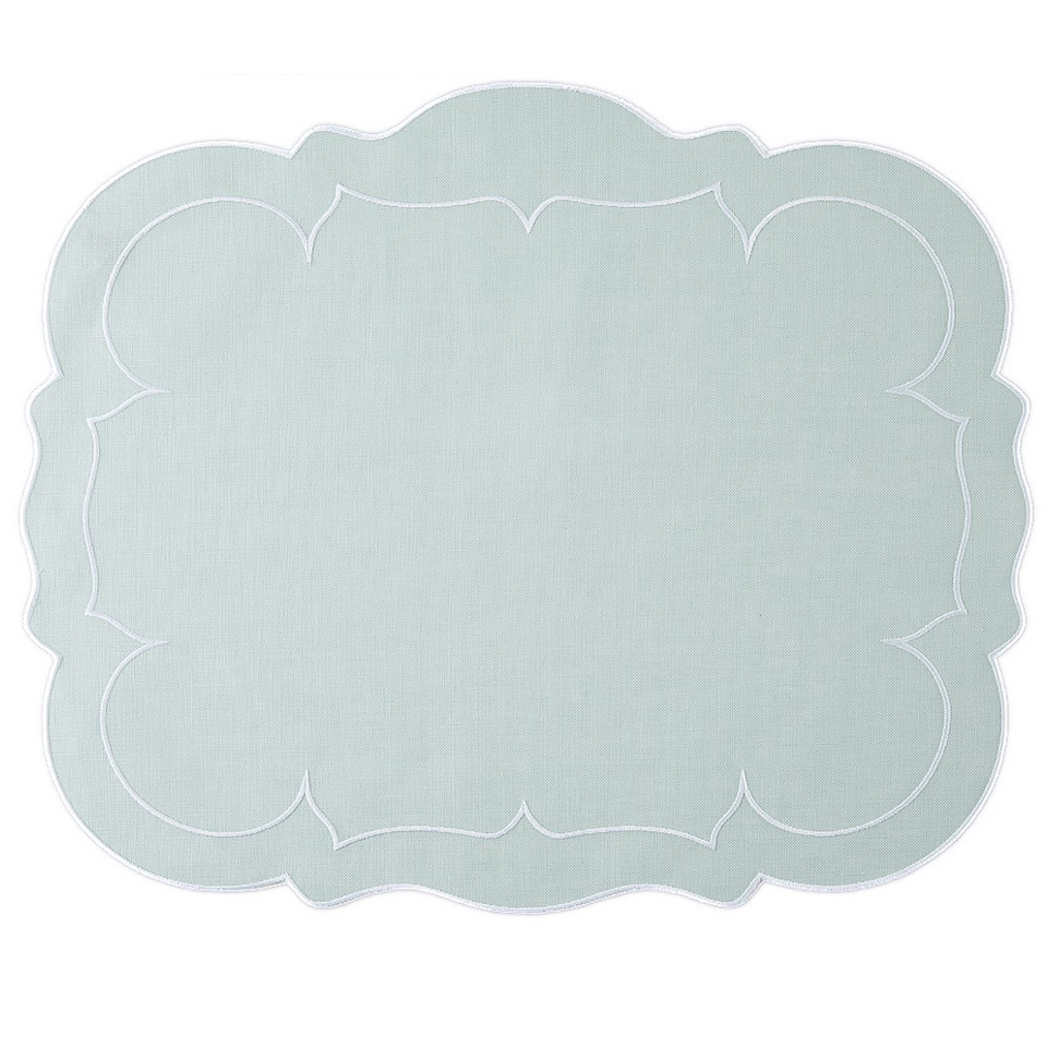 Linho Scalloped Rectangular Linen Mat, Ice Blue/White
