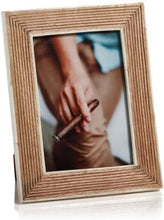 Load image into Gallery viewer, Ribbed Mango Wood Frame, 5x7
