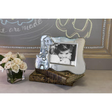 Load image into Gallery viewer, Giraffe Frame, 4x6
