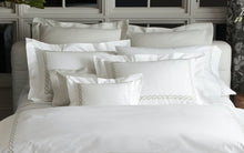 Load image into Gallery viewer, Elliot Queen Coverlet, Bone
