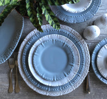 Load image into Gallery viewer, Historia Dinner Plate, Blue Cashmere
