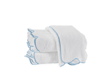 Load image into Gallery viewer, Cairo Scallop Guest Towel, Light Blue

