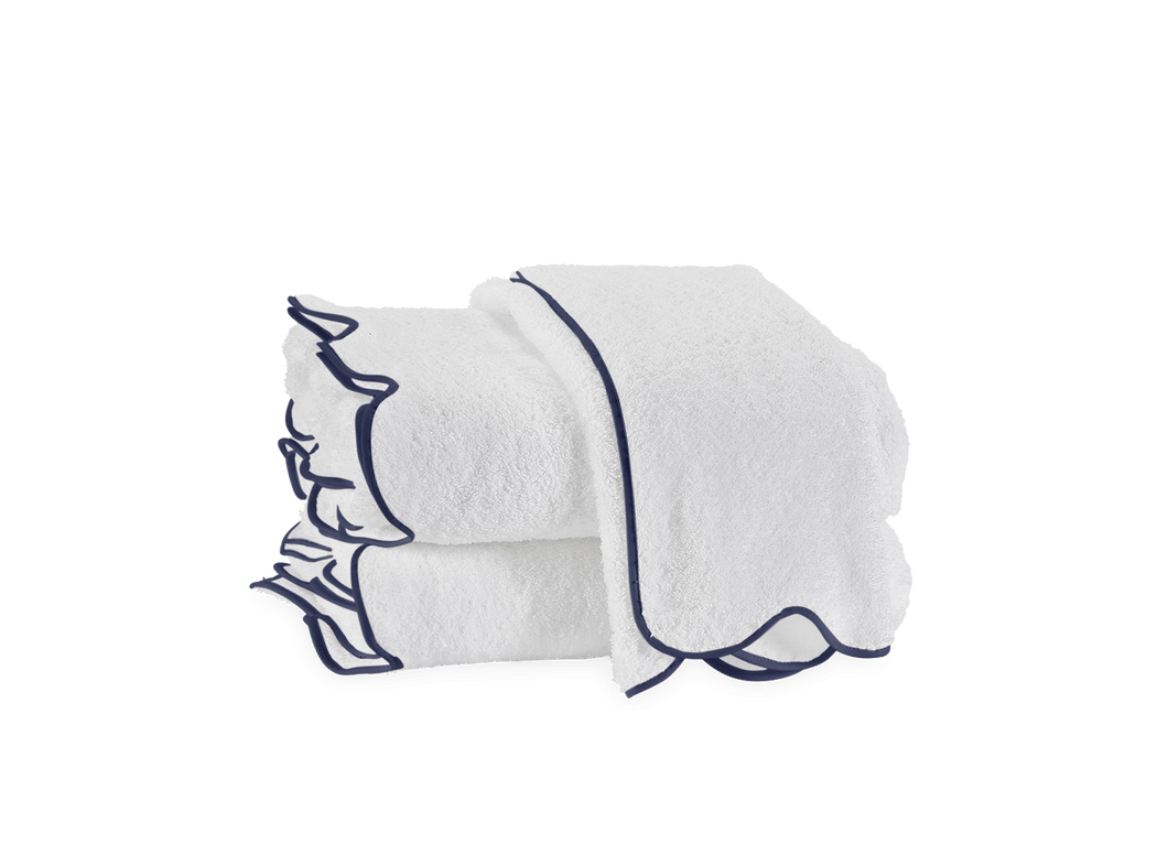 Cairo Scallop Guest Towel, Navy