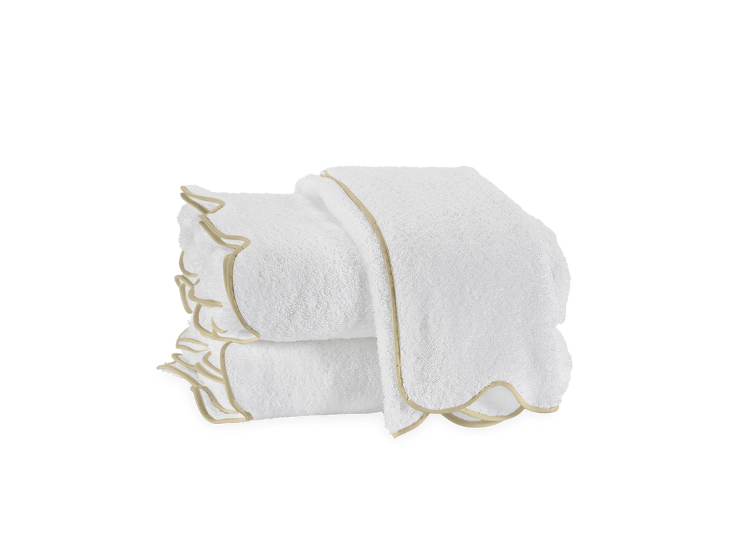 Cairo Scallop Guest Towel, Sand