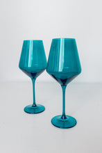 Load image into Gallery viewer, Emerald Green Wine Glass
