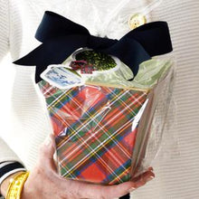 Load image into Gallery viewer, WH Hostess Tartan Plaid Cachepot Candle
