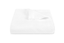 Load image into Gallery viewer, Pearl Queen Coverlet, White
