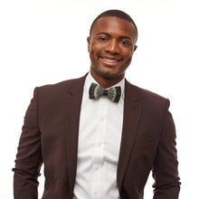 Load image into Gallery viewer, St. Pierre Bow Tie
