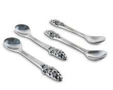 Load image into Gallery viewer, Grape Set/4 Spoons
