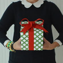 Load image into Gallery viewer, Boxwood Lattice Gift Wrap
