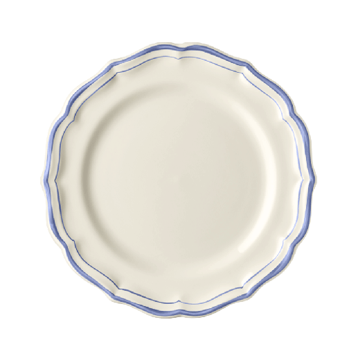The Filet collection evokes everyday elegance with classic blue and white paired with scalloped trim. Delicate brush strokes are hand-drawn on the contours of each shell-shaped piece. 9 1/8
