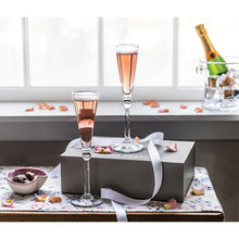 Load image into Gallery viewer, Hartland Flute Gift Set
