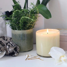 Load image into Gallery viewer, Signature 15.5 oz Master Bedroom Candle, Chamomile Lavender
